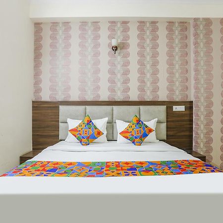Fabhotel Corporate Stay Noida Exterior foto