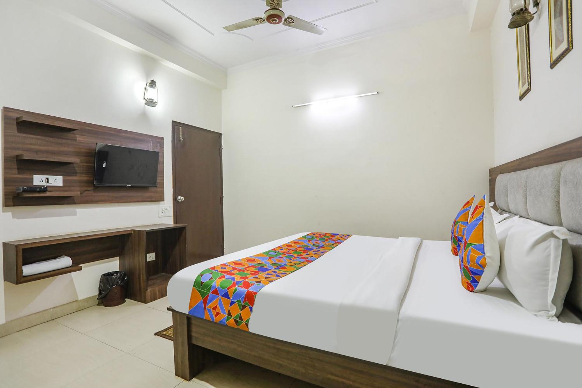 Fabhotel Corporate Stay Noida Exterior foto